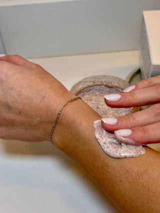 APRICOT FACE & BODY CREAM PEELING - ROSAMIX